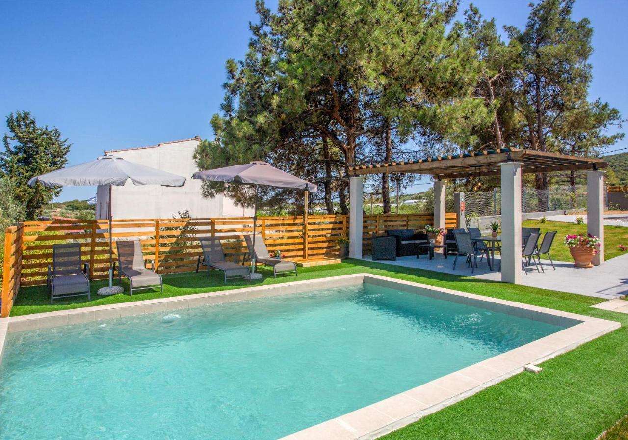 Privileged Villa Nea Peramos  Ngoại thất bức ảnh